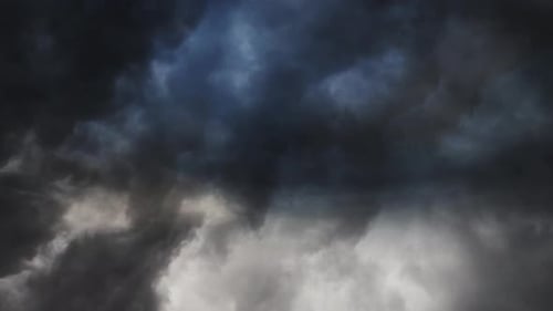 Schwerer Gewitter vor Regen