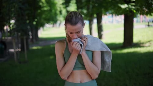 Essoufflement après la course, signe de problèmes pulmonaires ou cardiaques potentiels
