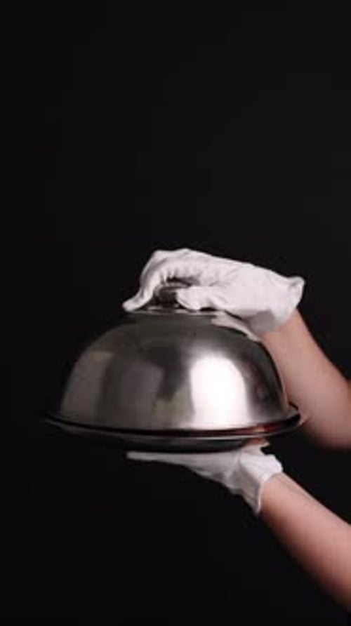 Girl in a cafe, close-ups