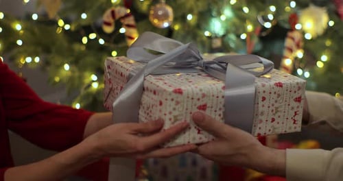Exchanging a Wrapped Gift at Christmas