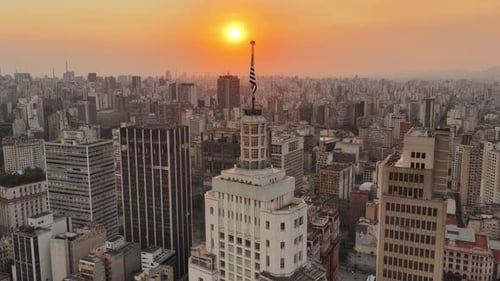 Edifício financeiro famoso no centro de São Paulo, Brasil.
