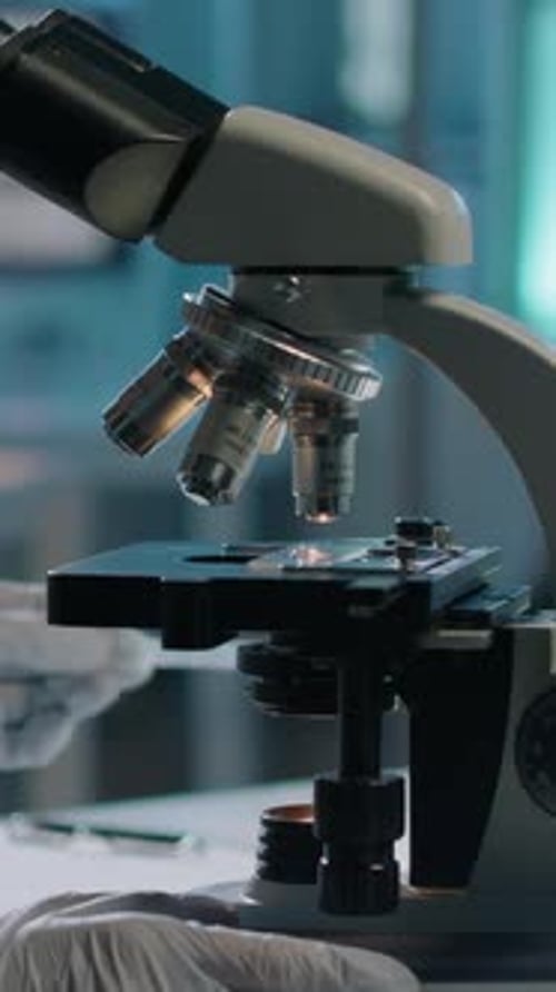 Microscope Manipulation in Bright Lab Setting