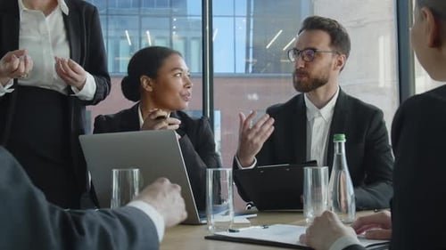 UNWRITTEN Group Meeting of Businessman People in Office Company Meeting for Brainstorm in Big Office