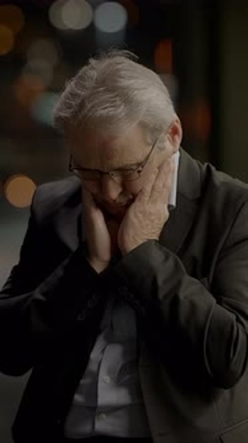 Emotional Reflection A Moment of Stillness Amidst the Chaos of Urban Life and Anxiety