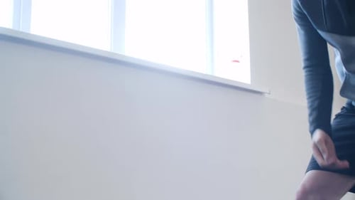 Sportlicher Klappreifen für Männer für Krafttraining im Healthclub