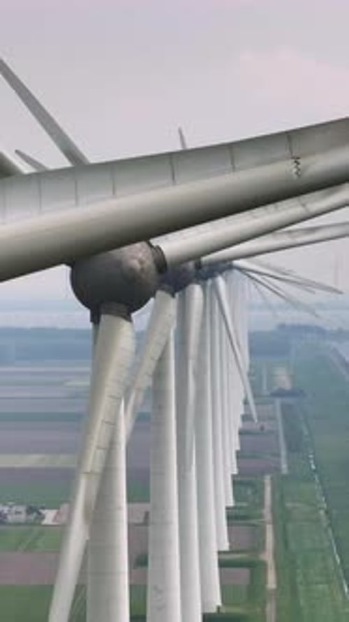 Erneuerbare Energiequelle Windmill Park Grüne Energie aus Drohnenansicht Windmühle Offshore-Windpark in