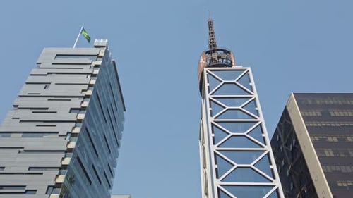 Fachadas de edifícios modernos na Avenida Paulista, São Paulo