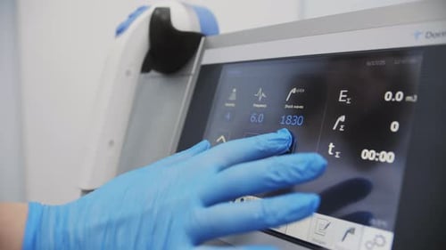 Configuración del dispositivo de terapia de ondas de choque en el panel táctil