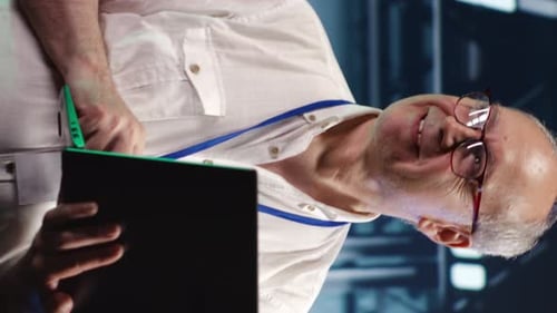 Vertical Computer Scientist Optimizes Data Center