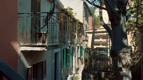 Cinque Terre Corniglia Coastal Town, Charming Houses, Picturesque Alleys