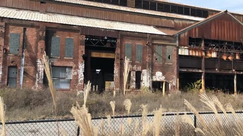 Abandoned buildings in Chattanooga Tennessee with urban decay