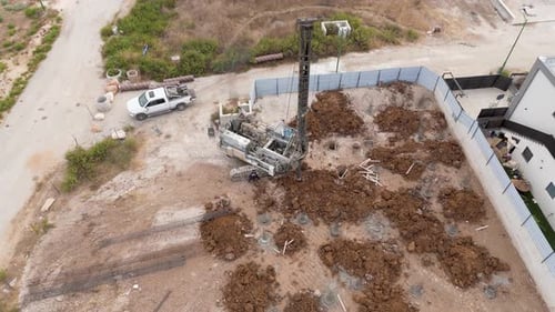 Luftaufnahme der Baustelle in Sa'ar, Israel.