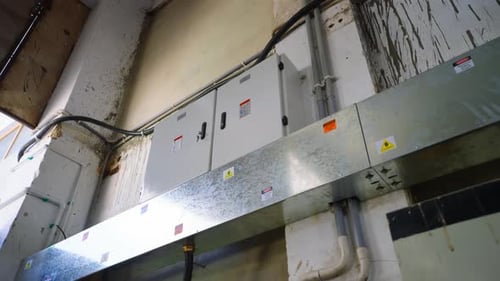 Industrial electrical control panels with metal conduit