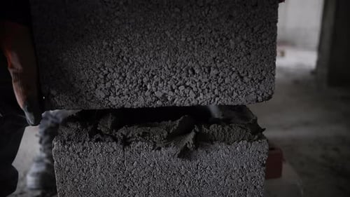 Installing Aerated Concrete Block on Mortar