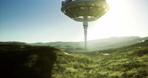 Una misteriosa nave alienígena se cierne sobre un vibrante paisaje verde durante el amanecer