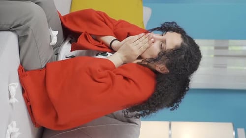 Vidéo verticale de Sneeze.