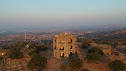 Mahel de Chandbiwi, palais Chand Bibi à Ahmednagar, Inde - structure en pierre octale - Histoire de l'Inde |