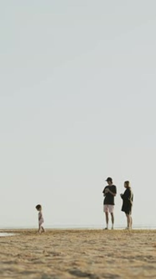 Cherishing a Wonderful Beach Family Bonding Experience This Unforgettable Summer Vertical Video