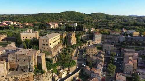Sorano, a town built on a tuff rock, is one of the most beautiful city in Italy. Sorano as an ancien