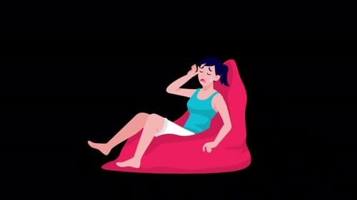 Une femme transpirant à cause de la chaleur est assise sur le canapé 4K Alpha Channel