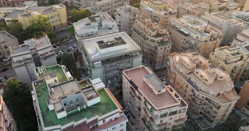 Diseño urbano con edificios, árboles y un pintoresco paisaje urbano con rascacielos