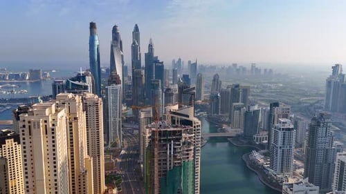 Dubai Marina.