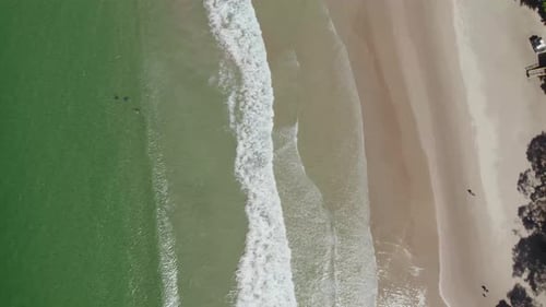 Vista aérea de la playa de Las Cuevas en la isla Trinidad en el Mar Caribe.