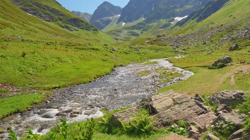 Mountain river in the mountains.