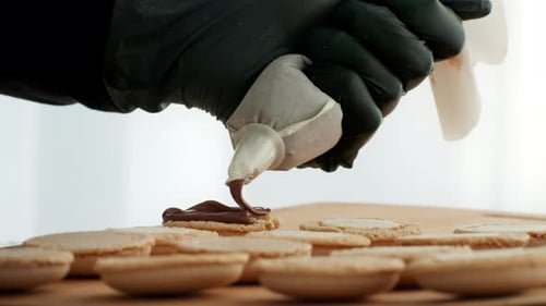 Filling Macarons with Chocolate Cream