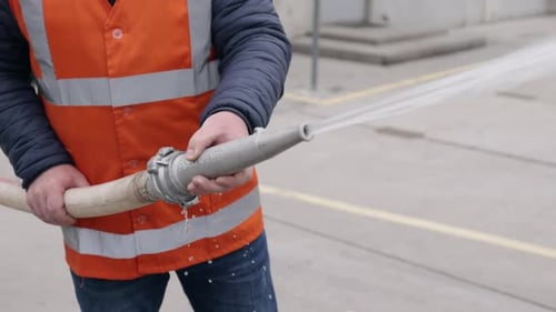 Industrial Cleaning Pressure Washing Water Spray