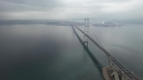 Hängebrücke aus der Luft