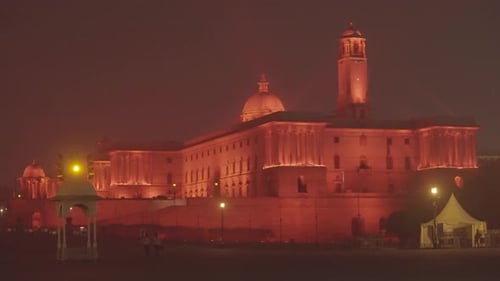 Rashtrapati bhavan at night
