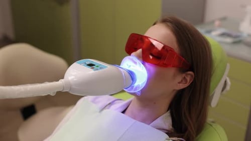 Cosmetic Dentistry Dental Procedure Whitening Light