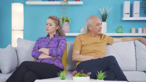 Una pareja enfadada.