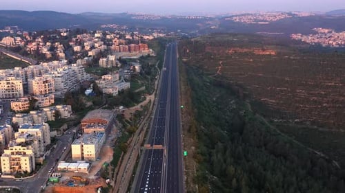 Tel aviv Jerusalem Highway 1 Limited traffic in coronavirus outbreak Lockdown