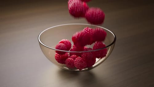 Realistic 3D Animation of Raspberries Falling into a Glass Bowl