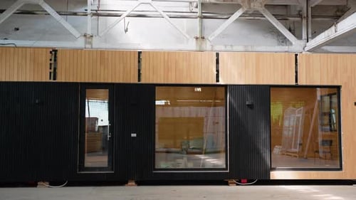 Prefabricated Mobile Modular Container House in Factory