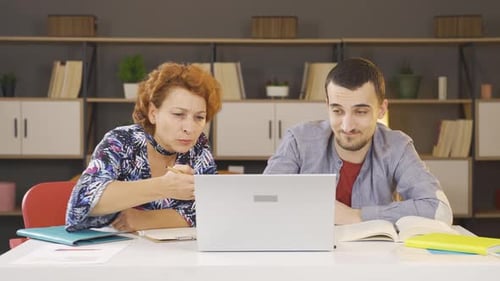 Consejos fallidos para hijo y madre.