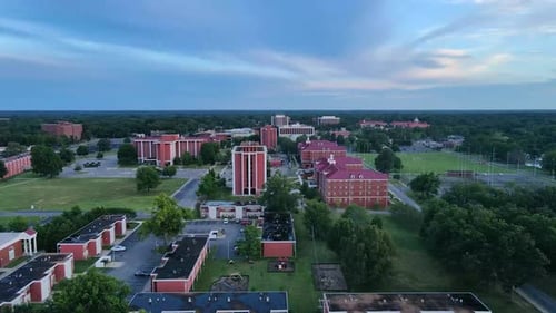 Drone flyover of Murray State University campus in Murray Kentucky