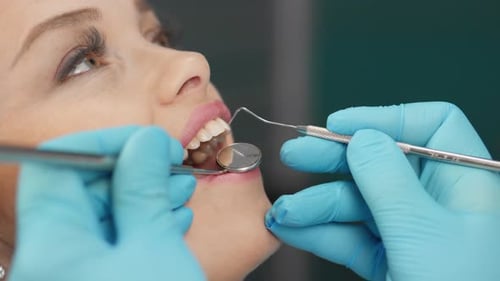 Prioritize your Oral Health By Scheduling a Dental Checkup with a Skilled Dentist at a Clinic Good