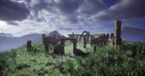 Ruines sur un paysage de montagne au coucher du soleil avec un ciel Théâtral