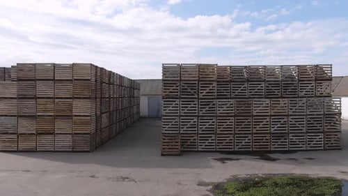 Almacén de cajas de madera acolchadas para transporte