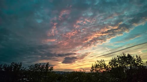 Golden Hour: Sunrise Time Lapse over Rooftops