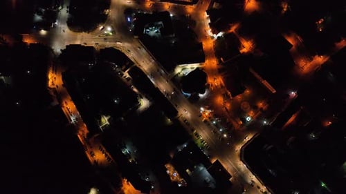La vida de la ciudad en la noche