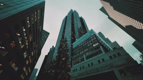 Majestuoso tapiz de rascacielos que abrazan el horizonte urbano