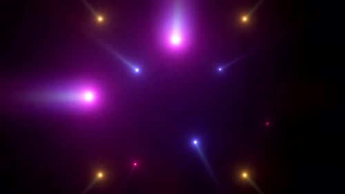 Un scintillement de projecteurs.