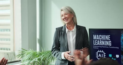 Successful Corporate Presentation About Machine Learning