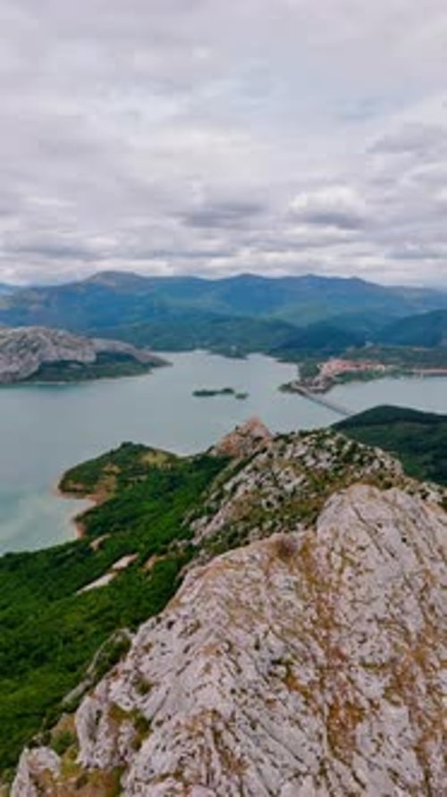Herrliche Landschaft der wilden Natur im Nationalpark in Spanien, Europa.