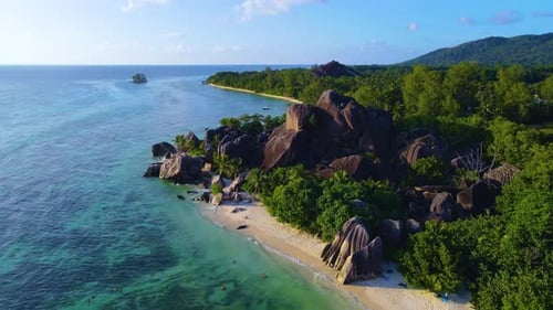 Discover Seychelles Pristine Beaches and Dramatic Landscapes Under a Bright Sky