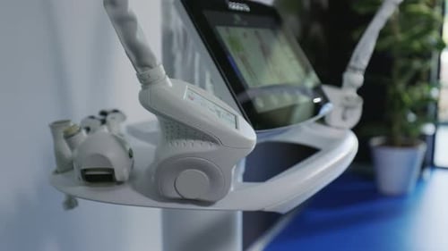 Eine innovative und fortschrittliche Roboterschnittstelle, die speziell für moderne Arbeitsbereiche entwickelt wurde